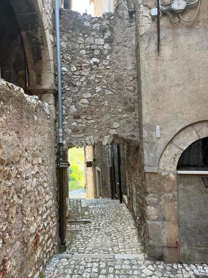 Antico Oratorio Dei Razza Apartment Sermoneta Exterior photo