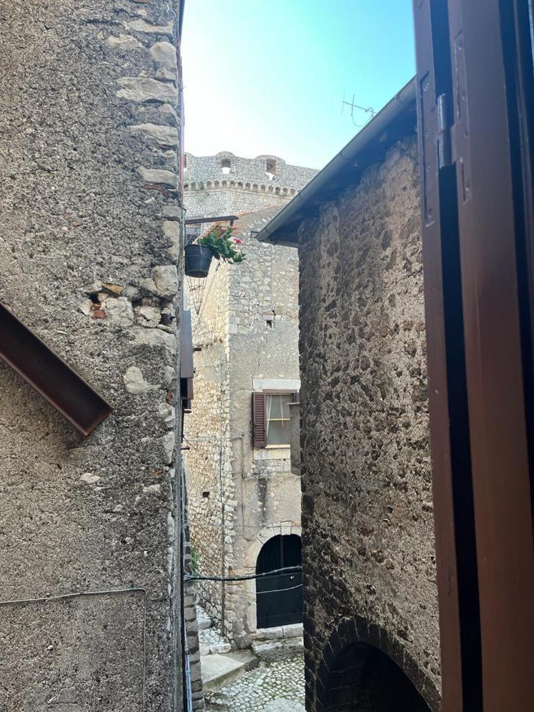 Antico Oratorio Dei Razza Apartment Sermoneta Exterior photo